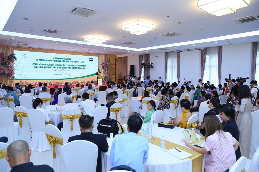 VCCA TIẾP TỤC TRIỂN KHAI GIAI ĐOẠN II - 2023 ĐỀ ÁN “XÂY DỰNG VÀ PHÁT TRIỂN VĂN HOÁ ẨM THỰC VIỆT NAM THÀNH THƯƠNG HIỆU QUỐC GIA”