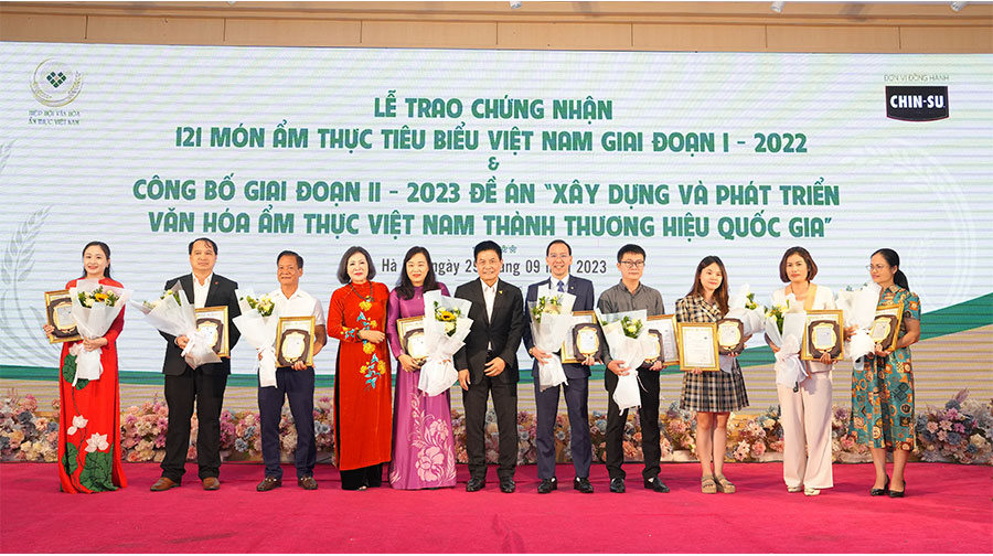 VCCA TIẾP TỤC TRIỂN KHAI GIAI ĐOẠN II - 2023 ĐỀ ÁN “XÂY DỰNG VÀ PHÁT TRIỂN VĂN HOÁ ẨM THỰC VIỆT NAM THÀNH THƯƠNG HIỆU QUỐC GIA”